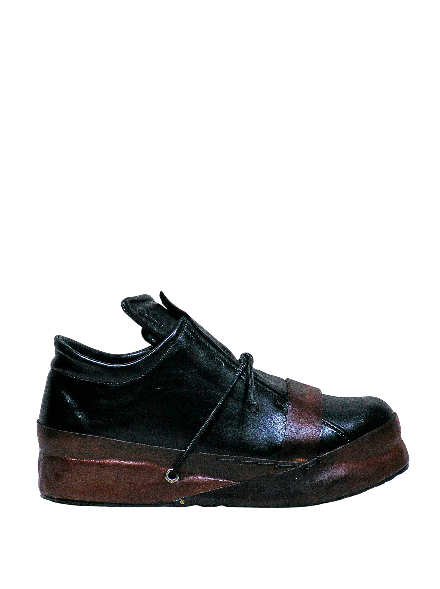SLIP-ON SNEAKERS 01